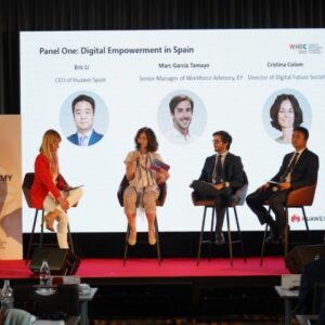La tecnología digital tiene potencial para reequilibrar los recursos educativos mundiales, dice Vincent Peng de Huawei