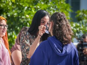 Alcaldía de San Salvador y FUDEM llevaron a cabo quinta entrega de lentes gratis a niños y jóvenes de la capital