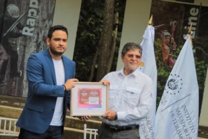 Sorteo en honor al Parque de aventuras Surf City, Walter Thilo Deininger