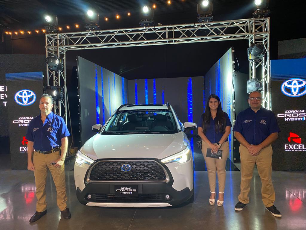 Excel El Salvador presentó oficialmente Corolla Cross Híbrida, la SUV que todos estaban esperando