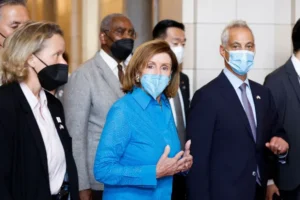 China cortó diálogo militar de alto nivel con Estados Unidos y sancionó a Nancy Pelosi por visita a Taiwán