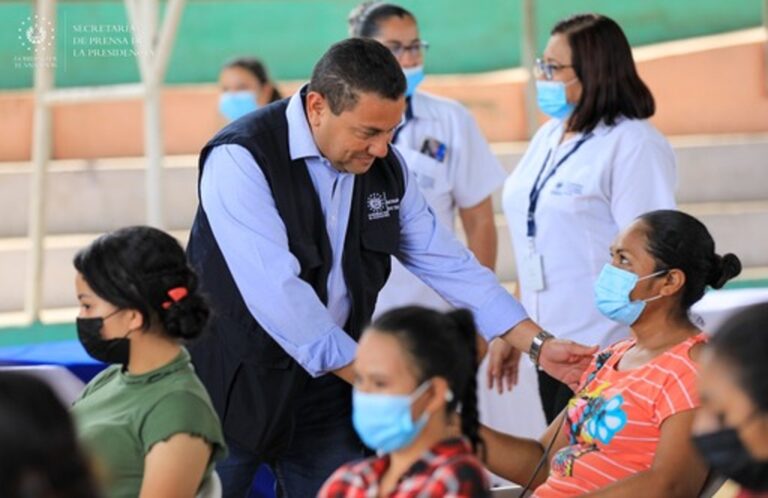 Gobierno y sector privado impulsan empleo