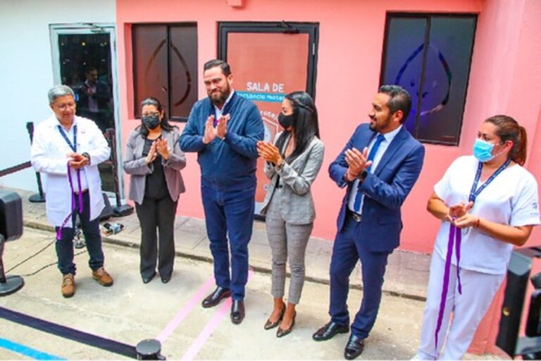 Alcalde Mario Durán inaugura sala de lactancia materna para usuarias y empleadas municipales