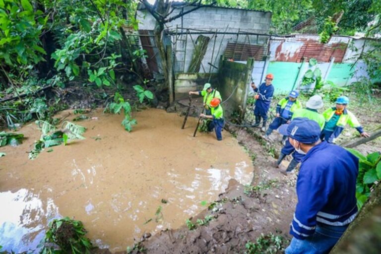 Alcaldía capitalina mitiga afectaciones por lluvias
