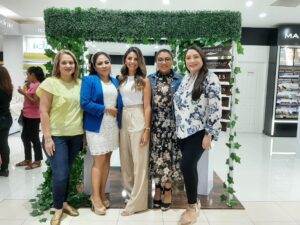 SEARS trae korres, Mario Bardescu y Naoby