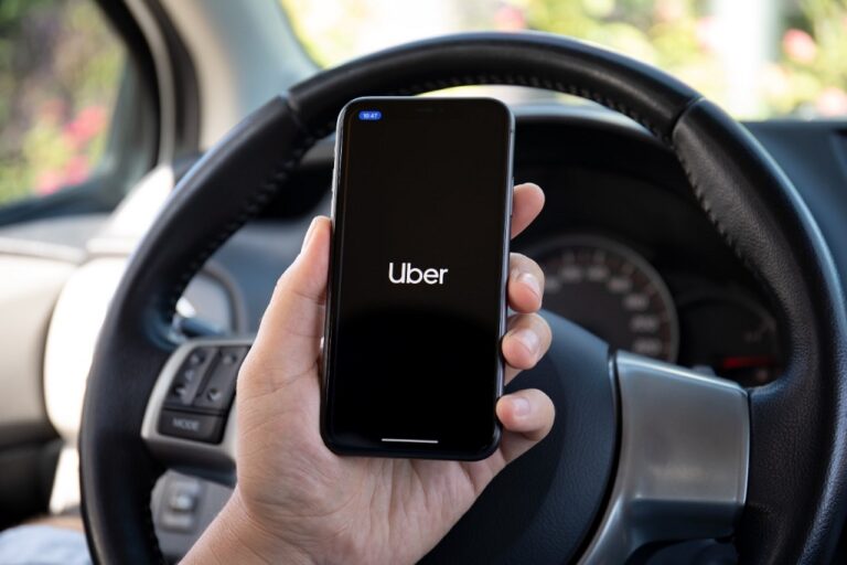 Uber verificará identidad para nuevos usuarios