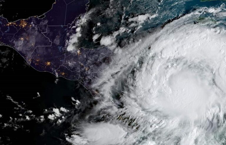 Estado de Emergencia Nacional por huracán Julia