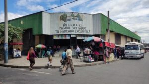 63 años cumple mercado ex cuartel San Salvador