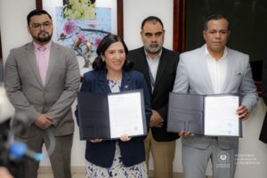 Gobierno pide fijación precios de combustibles