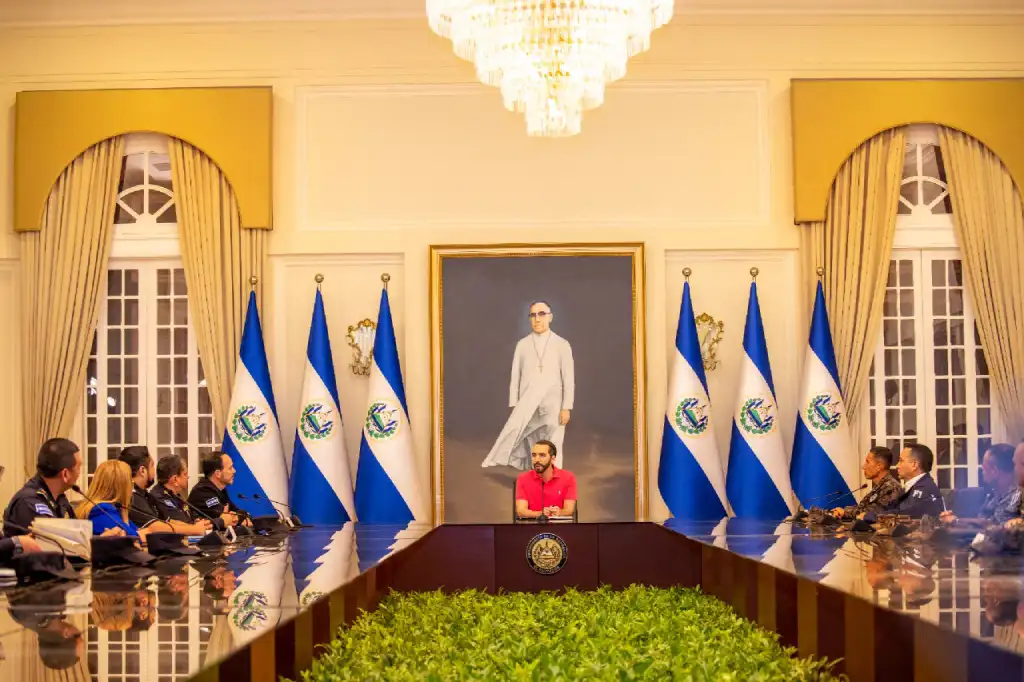 Bukele se reúne con PDDH y Gabinte Seguridad