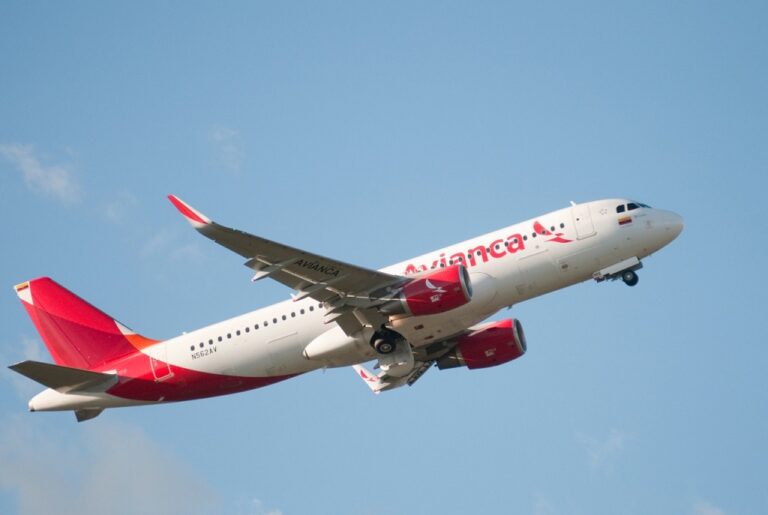 AVIANCA inicia programa venta a bordo