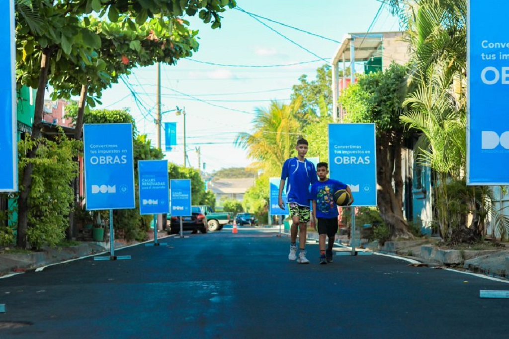 DOM entrega calles renovadas en San Juan Opico