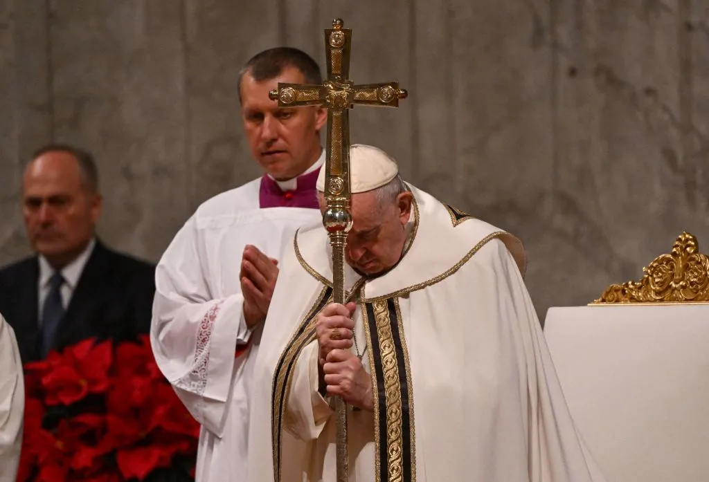 Papa Francisco ya firmó su carta de renuncia