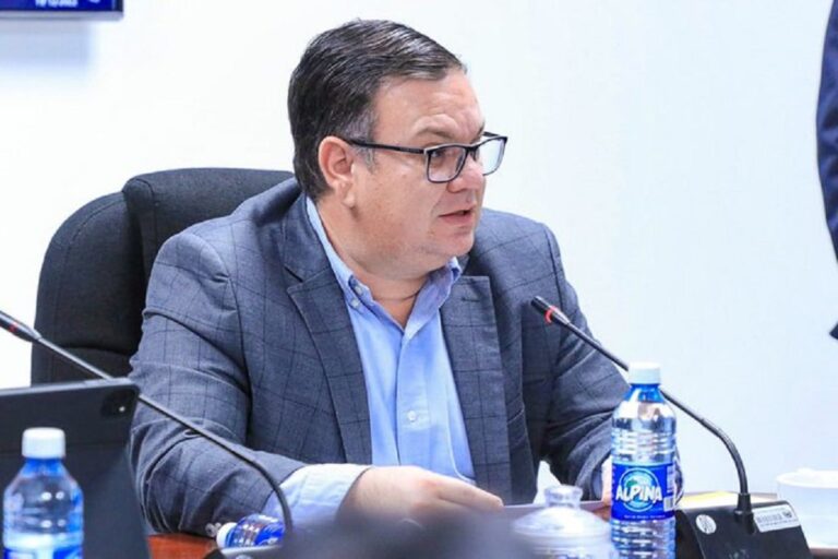 Dictamen favorable al proyecto Presupuesto 2023
