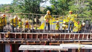 Gobierno construye puente Santa Isabel Ishuatán