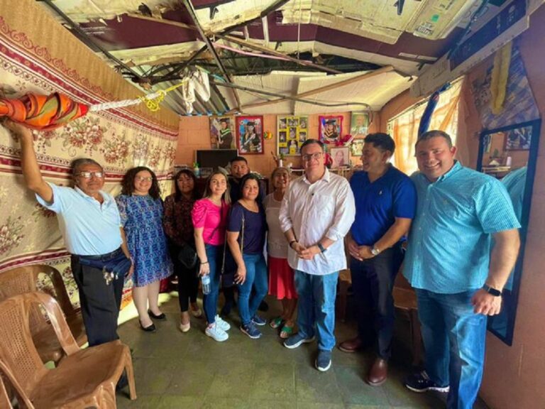 Christian Guevara recorre zonas de Soyapango