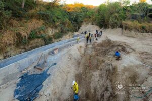 Gobierno supervisa obras en comunidad Betania