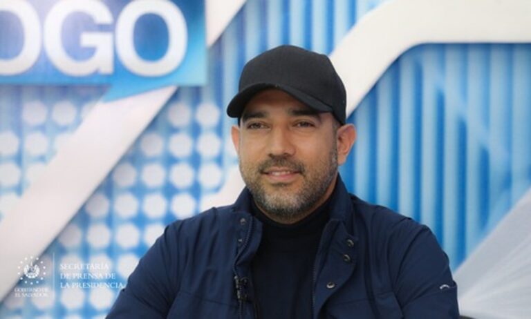 BCIE beneficia a jóvenes salvadoreños con becas