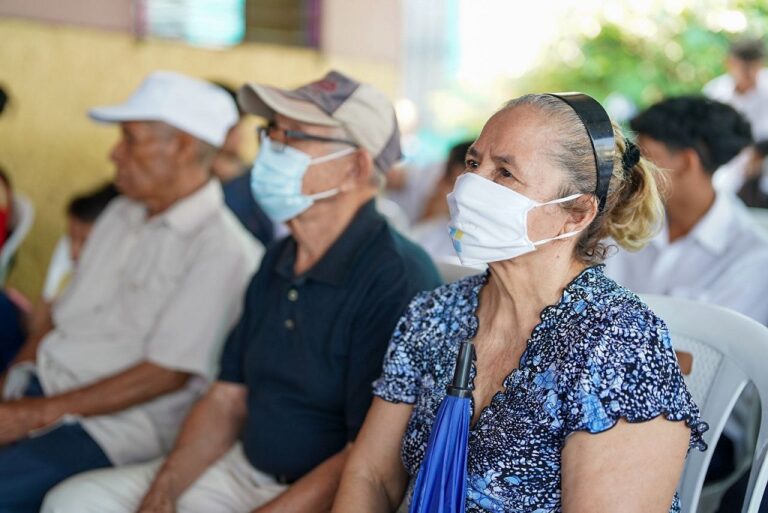 Lotería Nacional lleva Brigada Médica Soyapango