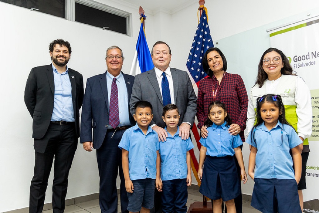 USAID y FEPADE en alianza con Good Neighbors