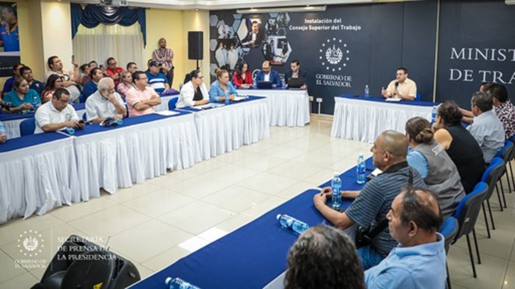 MINTRAB sostiene reuniones con sector laboral