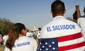 EEUU extiende TPS por 18 meses a salvadoreños