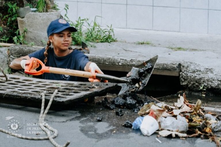 Gobierno mantiene las medidas de mitigación
