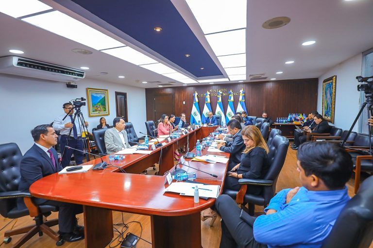 Continúan entrevistas candidatos a magistrados Corte de Cuentas