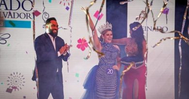 San Salvador coronó a su nueva reina de Fiestas Agostinas 2023