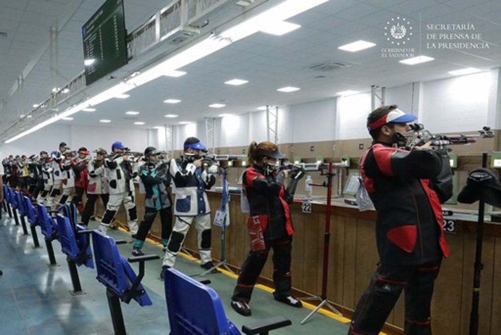 México gana oro en rifle 10 metros y El Salvador queda en sexto
