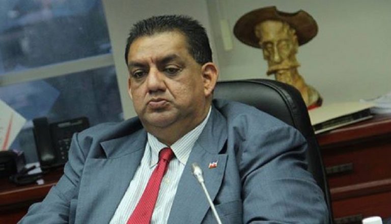Diputado ARENA Alberto Romero, debe regresar más de $445,700
