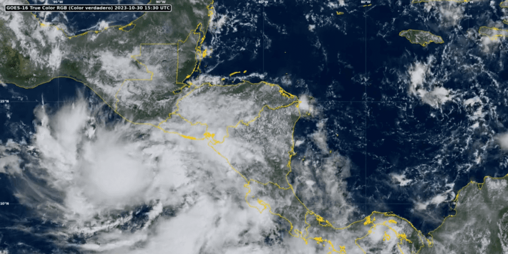 Tormenta Tropical Pilar acercándose al territorio nacional