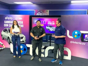 Lotería rifa un carro nuevo de paquete gracias a LOTRA y LOTÍN