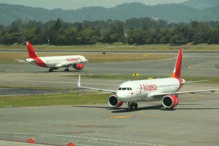AVIANCA la aerolínea más puntual del mundo por cuarto mes 2023