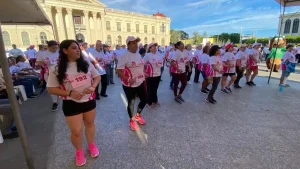 CACTIUSA realizó carrera en apoyo a prevención de cáncer de mama