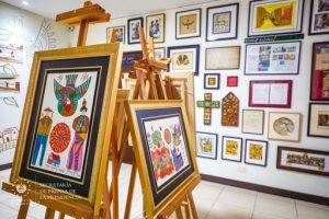 De esta manera, desde el Ejecutivo, se busca fortalecer el área de la cultura, a través del plasmar sentimientos a través de las artesanías.