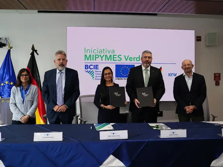 BCIE, UE y Alemania promueven crédito verde en El Salvador