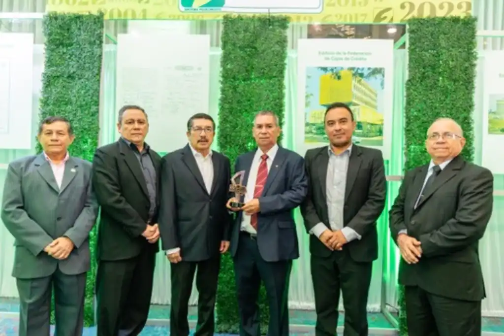 FEDECRÉDITO, celebra 80 años de solidez financiera