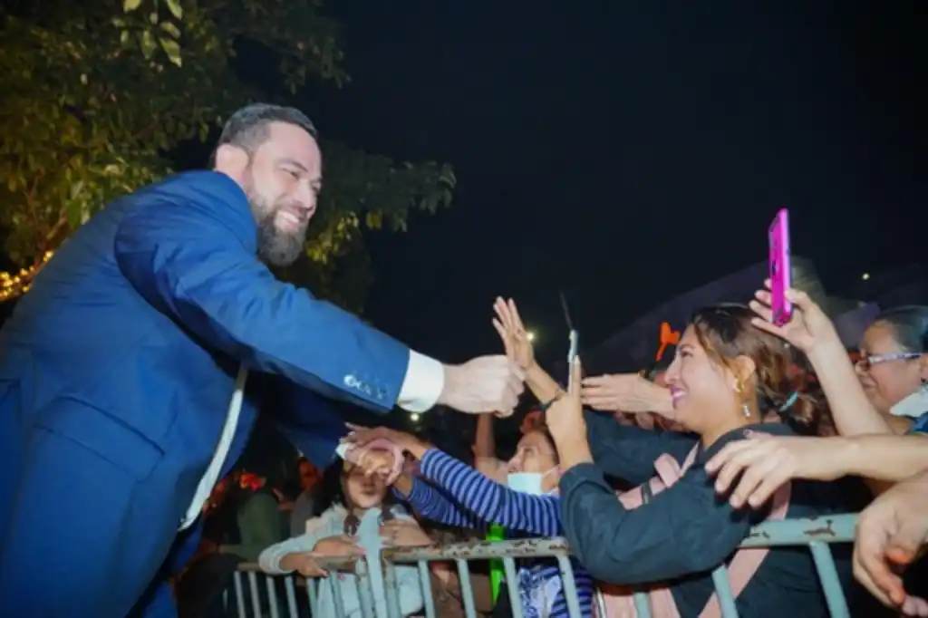 San Salvador celebra la Navidad en un ambiente seguro y familiar