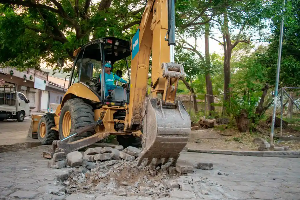 DOM inicia renovación vial del fronterizo de Concepción de Oriente