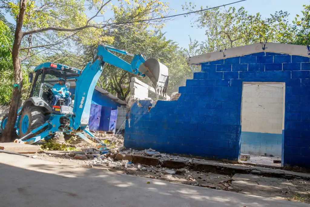 La DOM inicia construcción complejo educativo en San Gerardo