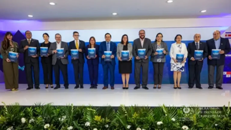 Estrategia Centroamericana de Comercio y gestión de fronteras
