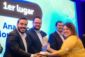 Gobierno de El Salvador entrega Premios a la Innovación 2023