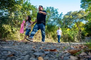 DOM inicia renovación vía San Luis de La Reina frontera Honduras