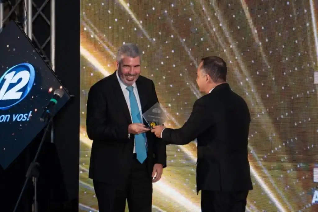 Presidente de Banco Promérica reconocido como CEO del año