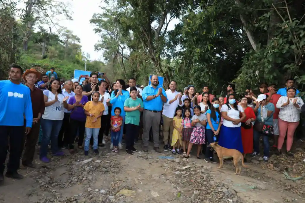 Extienden proyectos de transformación vial San José Villanueva