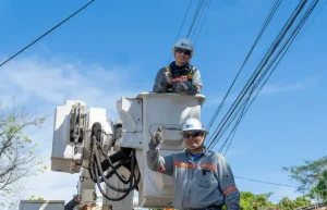 AES invirtió más de 3 millones en 2023 en servicio a comunidades