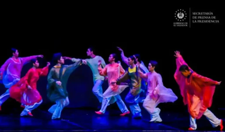 Inauguran año lectivo Escuela Nacional de Danza “Morena Celarié”