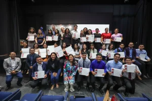 Fundación Gloria de Kriete certifica jóvenes para la empleabilidad