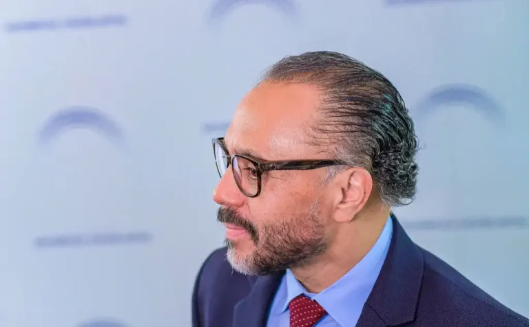 Ernesto Castro destaca interés de extranjeros en invertir en el país